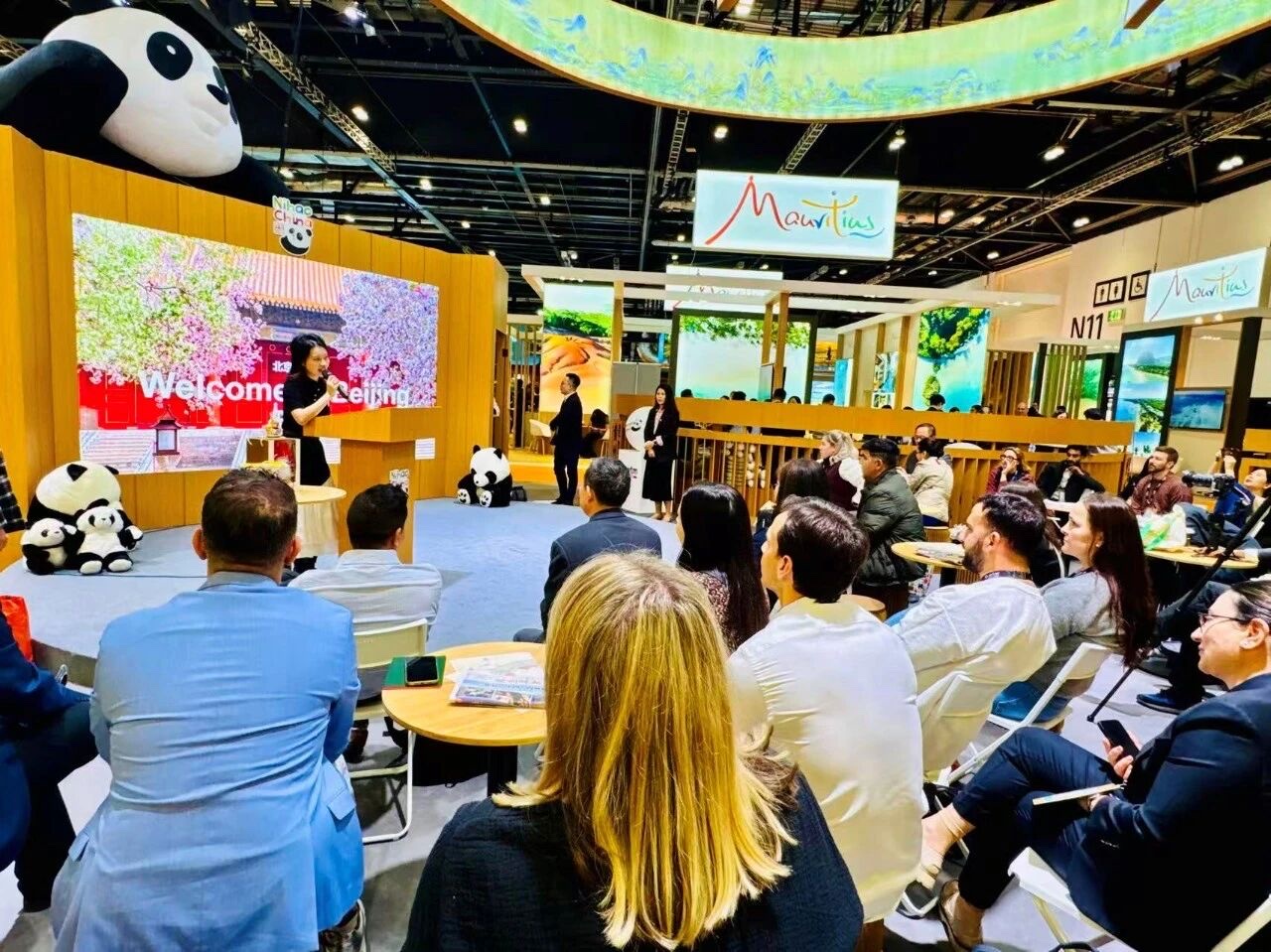 “你好，北京”亮相2025伦敦世界旅游交易会_fororder_1