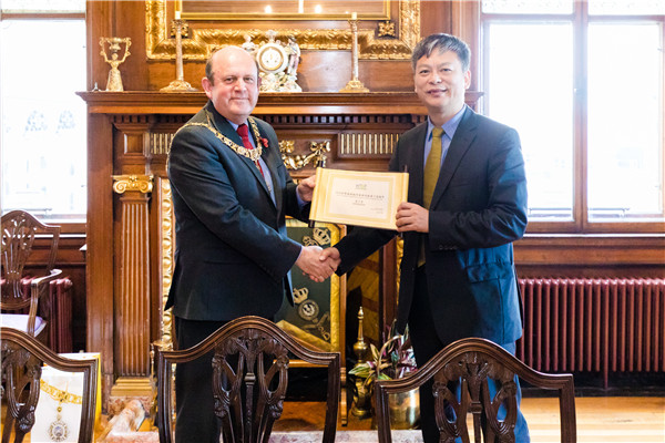 wtcf代表团会见爱丁堡市市长 frank ross